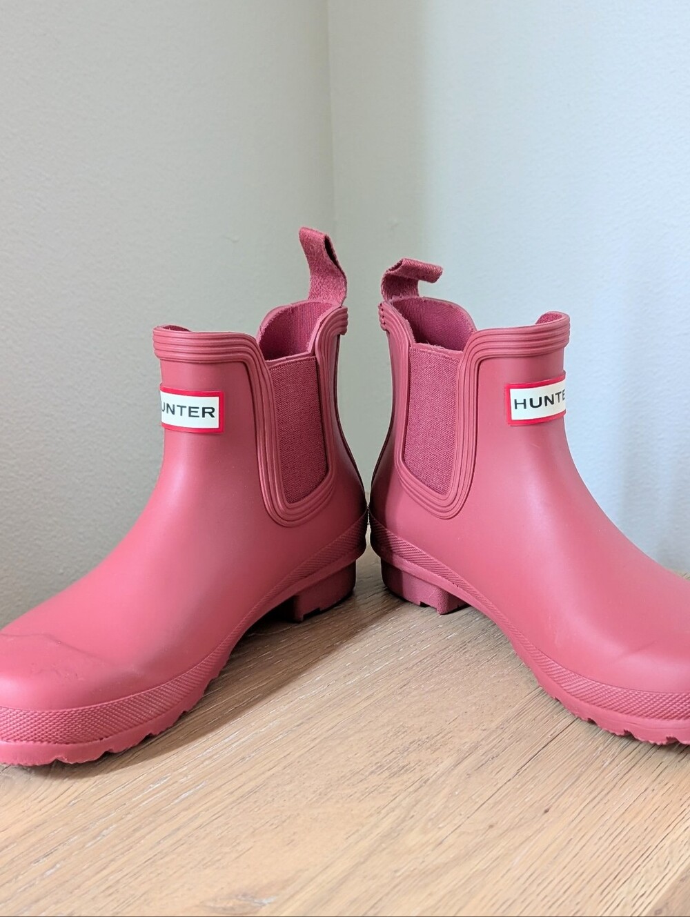Hunter Classic Original Matte Short Rain Boots in Rose Pink - 6 - Picture 5 of 13